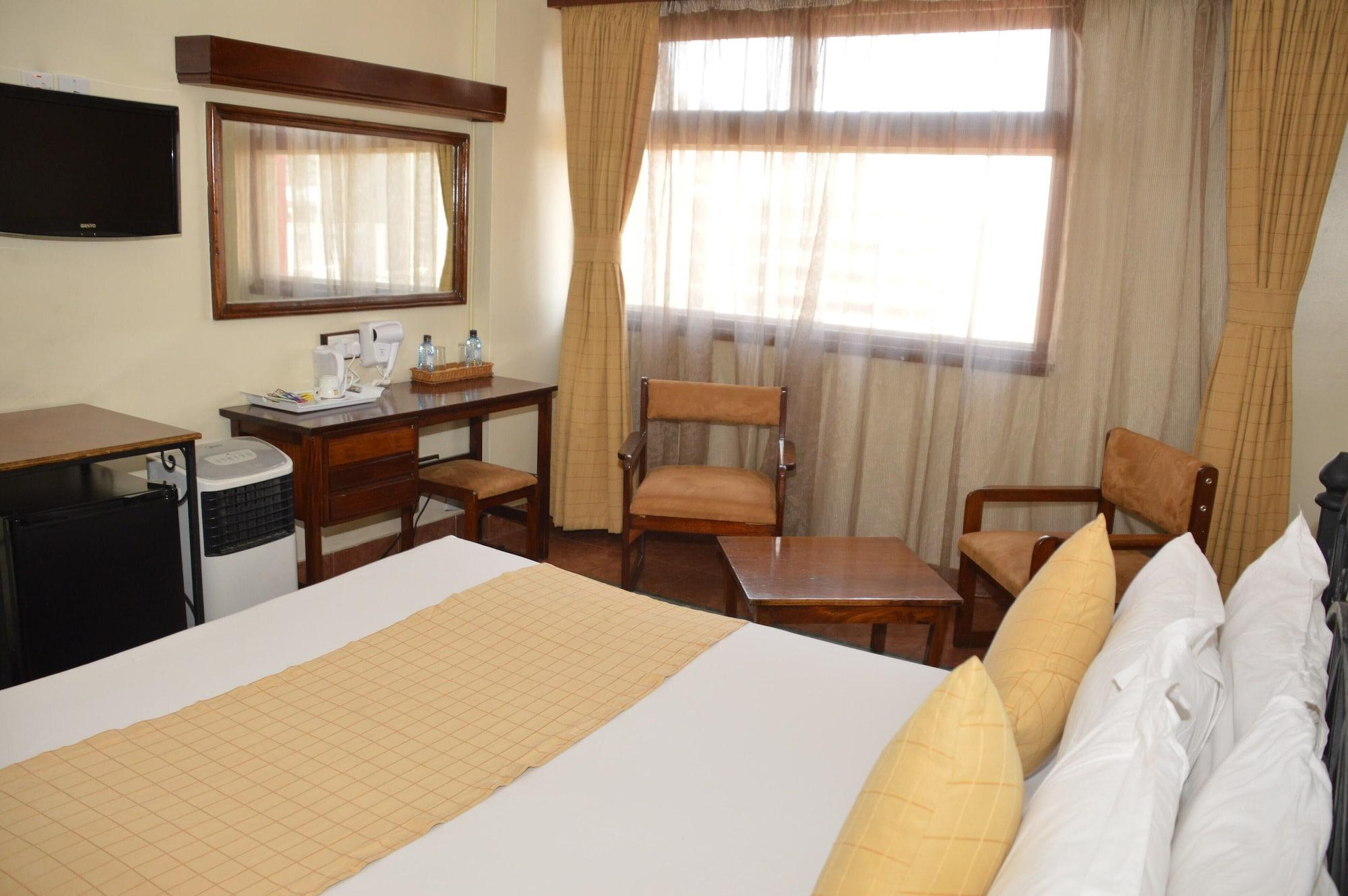 Sentrim 680 Hotel ナイロビ エクステリア 写真